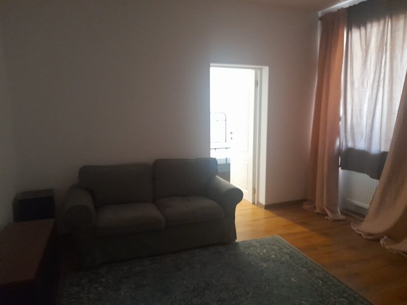 Central, Kogalniceanu, Izvor, apartament inchiriere.